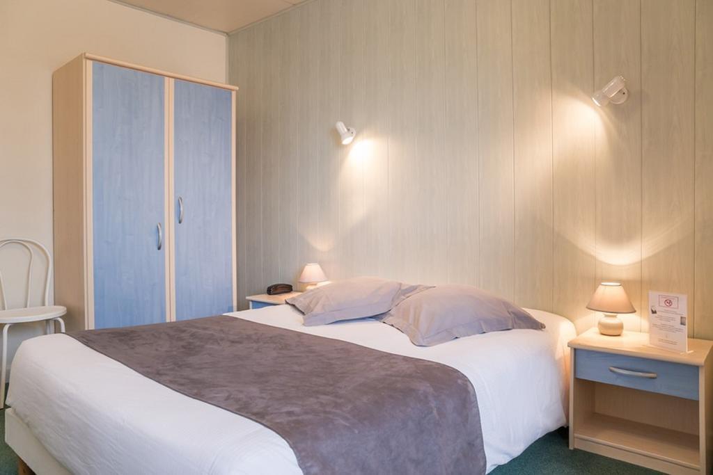 רושפור Hotel Caravelle Contact Hotel מראה חיצוני תמונה